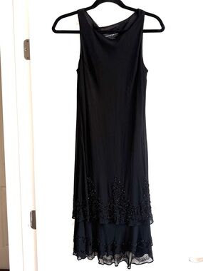 Jones New York Black Sleeveless Midi Dress with Beaded Hem